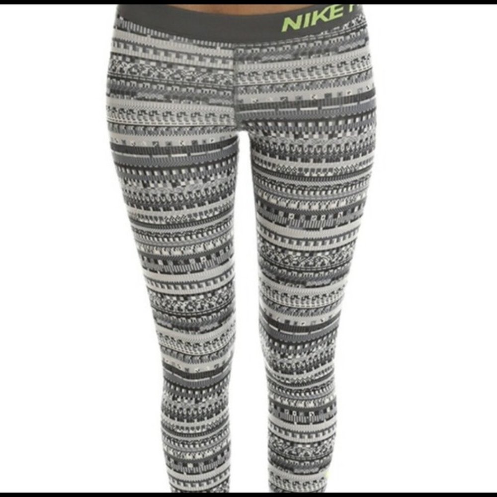 NIKE pro dri-fit leggings